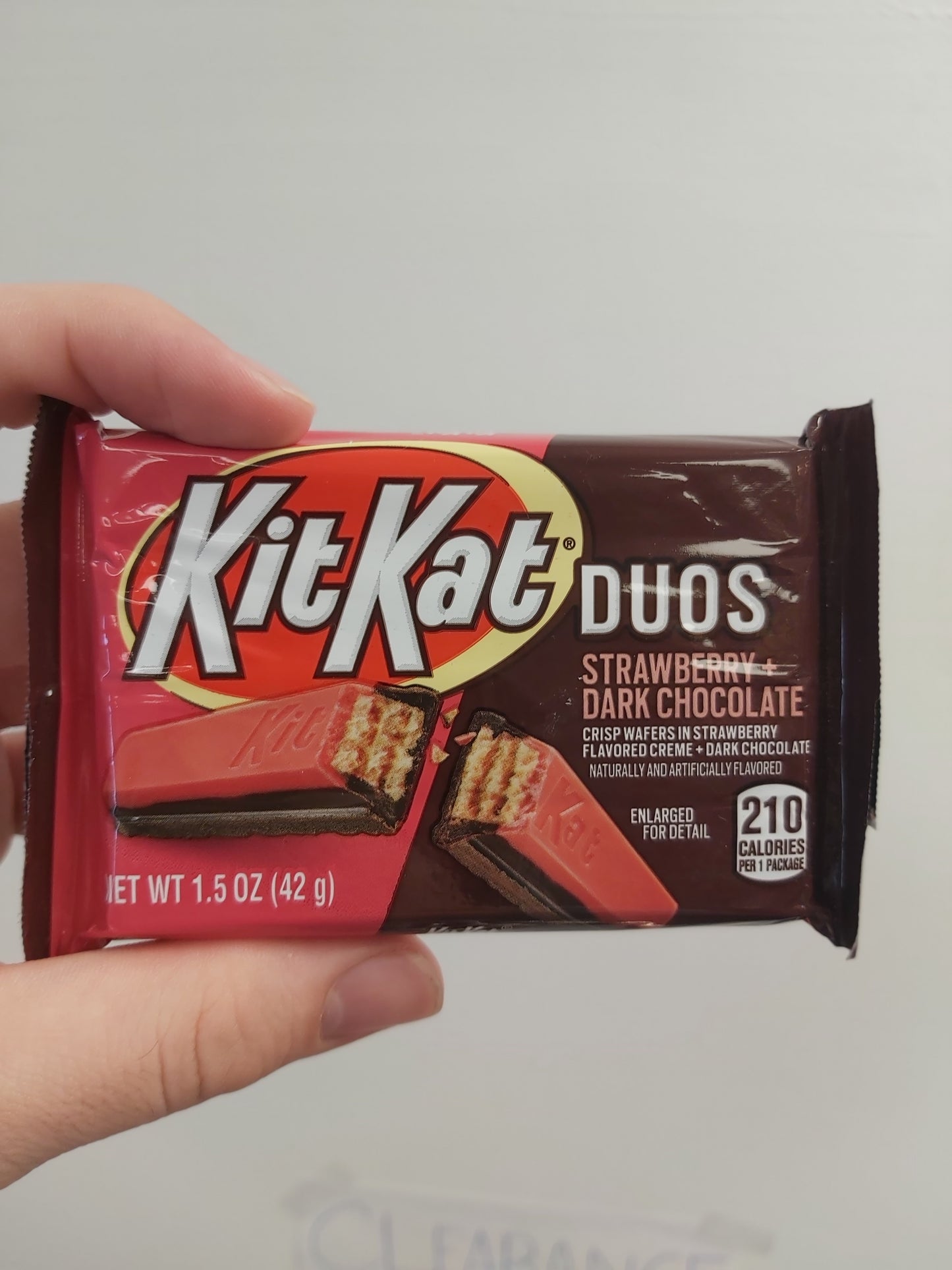 Kit-Kat Strawberry Duos